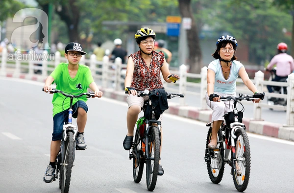 Những cung đường đạp xe ưa thích của người Hà Nội 2