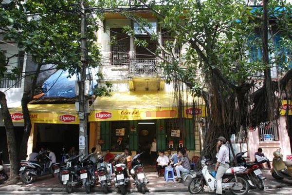 Những khu cafe vỉa hè nổi tiếng nhất Hà Nội 5