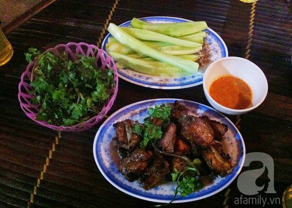 Ấm bụng trong ngày lạnh với sườn nướng phố Nguyễn Siêu 3