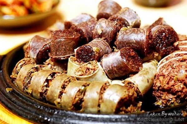 C&aacute;c m&oacute;n ăn vặt ngon lạ nổi tiếng của xứ H&agrave;n 13