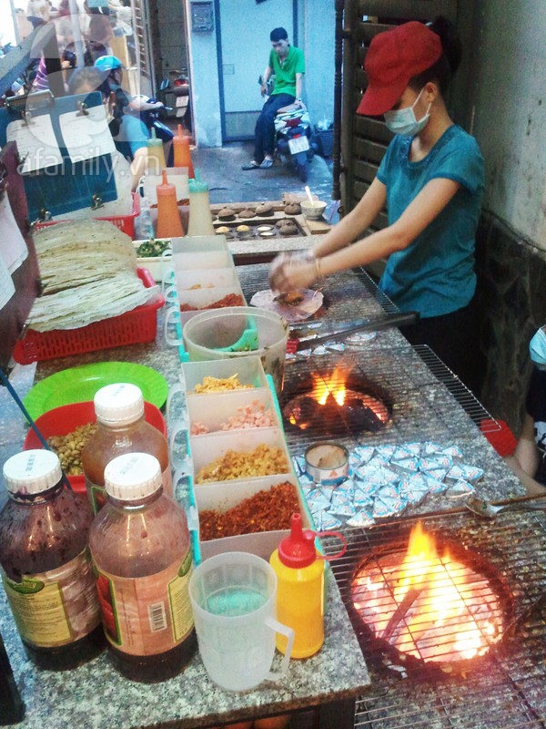Đi ăn bánh tráng nướng "chuẩn Đà Lạt" giữa lòng Sài Gòn 1