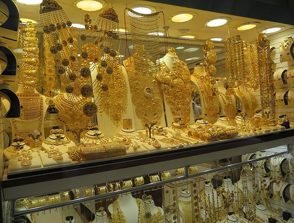 Khám phá khu chợ bán vàng theo... cân ở Dubai 4