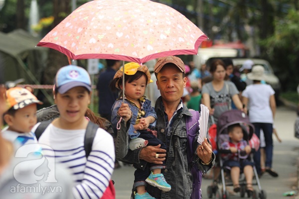 cảnh chenh chúc trong các khu vui chơi giải trí ở TP.HCM 15