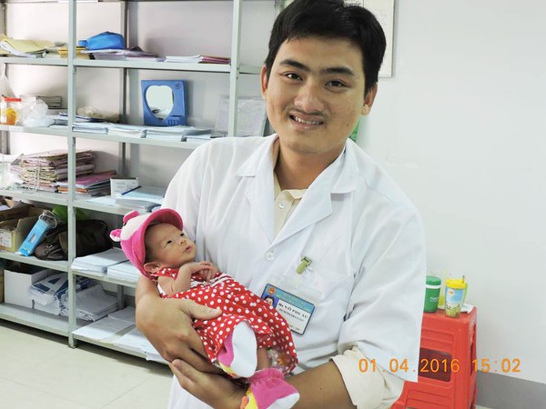 em bé vô danh bị bố mẹ bỏ rơi trong BV sản nhi Cà Mau em bé vô danh bị bố mẹ bỏ rơi trong BV sản nhi Cà Mau