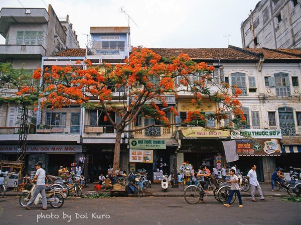 Sài Gòn những năm 90, rực rỡ sắc màu đẹp nôn nao...