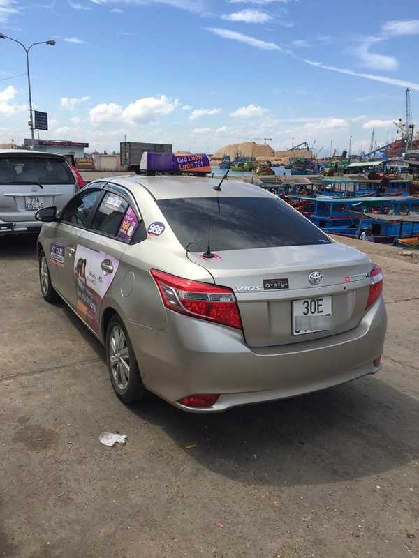 chuyến taxi dài hơn 1000 km có giá 11 triệu đồng chuyến taxi dài hơn 1000 km có giá 11 triệu đồng