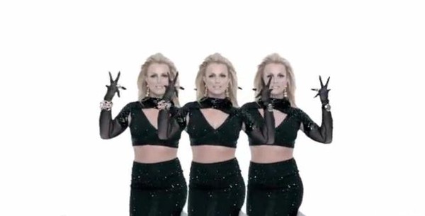 Britney Spears trở lại ngoạn mục với “Scream and Shout” 2