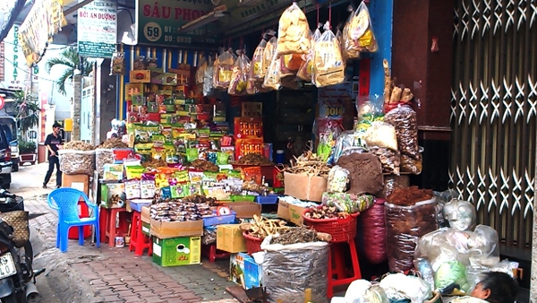 Đi chơi Chợ Lớn: Đừng quên đi chùa và ngó nghiêng ngõ hẻm 7