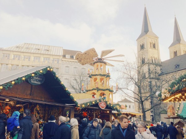 Những khu chợ Giáng sinh lung linh nhất thế giới 21