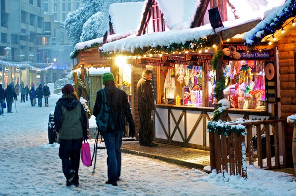 Những khu chợ Giáng sinh lung linh nhất thế giới 14