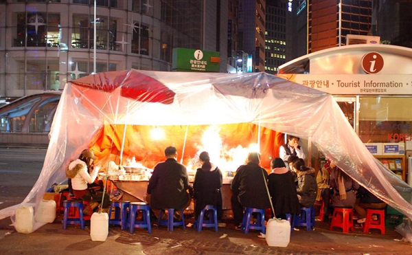 Những chiếc lều ăn đêm nổi tiếng trong phim Hàn 8
