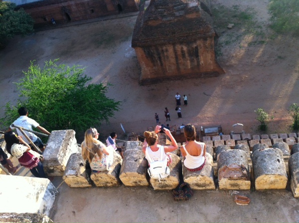 Bagan cổ kính, Inle thơ mộng lãng mạn 7