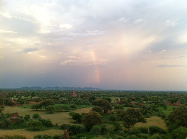 Bagan cổ kính, Inle thơ mộng lãng mạn 4