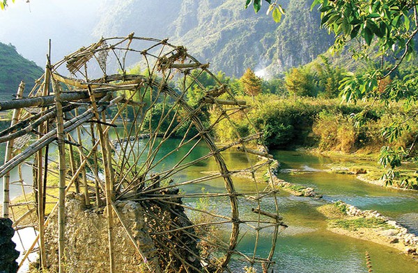 Cung đường Đông Bắc thần tiên 2 Cung đường Đông Bắc thần tiên 2