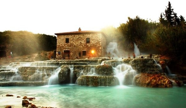 Đi tắm hồ giữa m&ugrave;a đ&ocirc;ng lạnh gi&aacute; 8