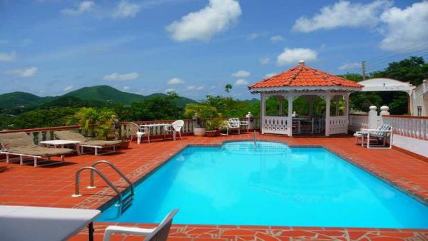10 resort biển đẹp nối tiểng tr&ecirc;n thế giới gi&aacute; dưới 200 USD/ đ&ecirc;m 14