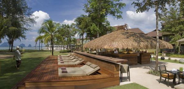 10 resort biển đẹp nối tiểng tr&ecirc;n thế giới gi&aacute; dưới 200 USD/ đ&ecirc;m 1