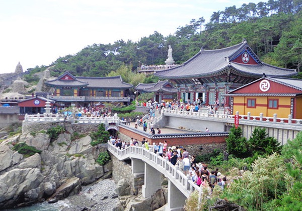 Chiêm ngưỡng ngôi chùa bên bờ biển đẹp nhất Hàn Quốc 8
