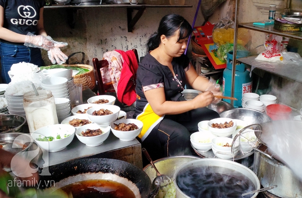 bún chả lacj long quân