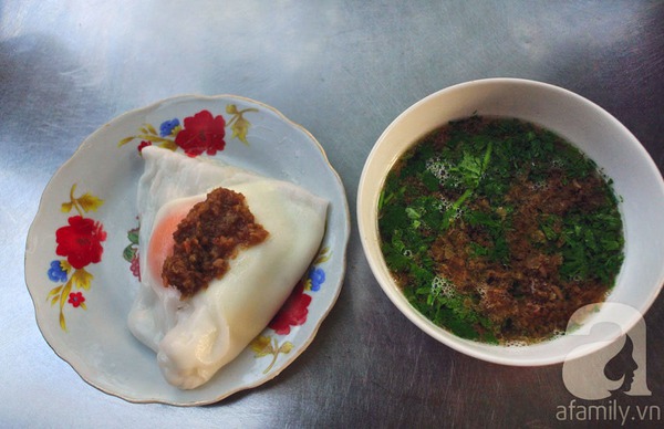 bánh cuốn trứng