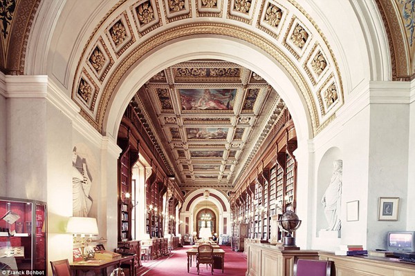 Ngắm những thư viện đẹp long lanh trên thế giới 6