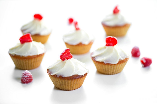 Cuối tuần nhâm nhi bánh cupcake chuối mềm thơm nhé! 1