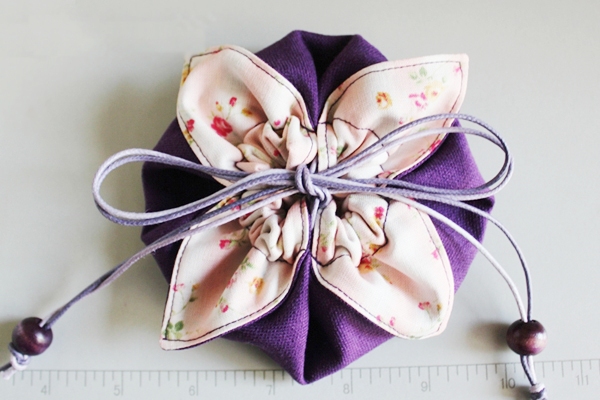 C&aacute;ch may t&uacute;i d&acirc;y r&uacute;t đơn giản đựng những đồ nhỏ xinh 15