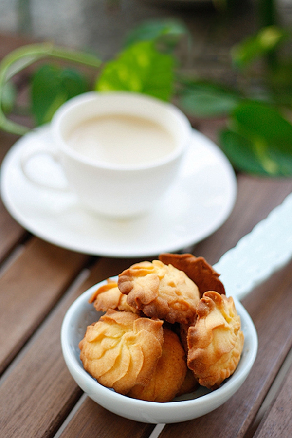 C&aacute;ch l&agrave;m b&aacute;nh quy bơ đơn giản nhanh gọn nhất 13