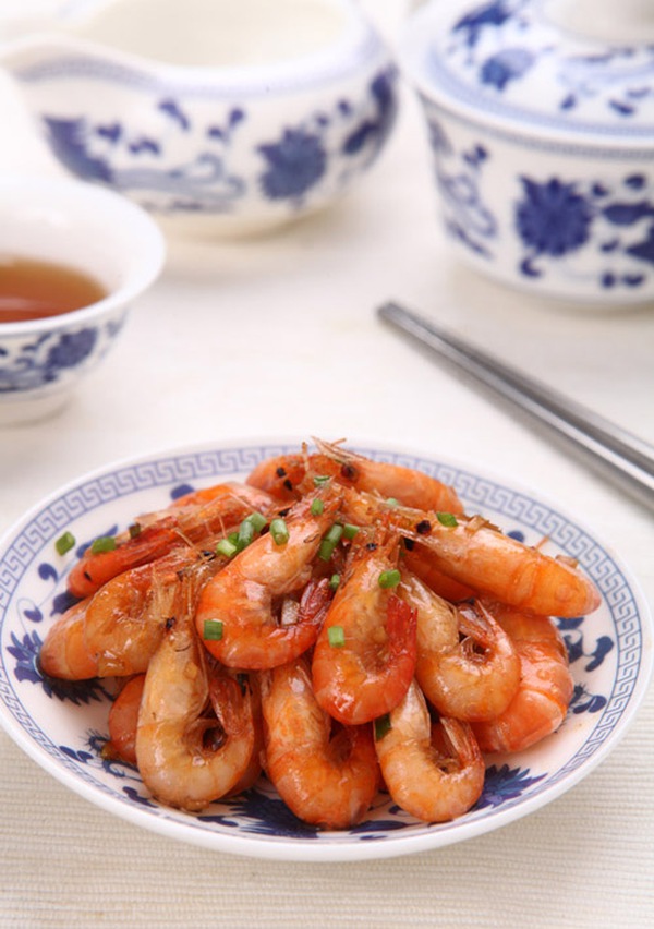 L&agrave;m nhanh t&ocirc;m rang h&agrave;nh cho bữa tối ngon cơm 18