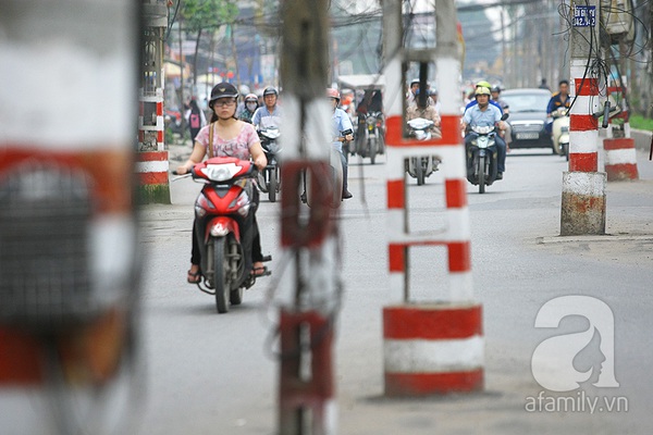 Chùm ảnh: Cận cảnh con đường 