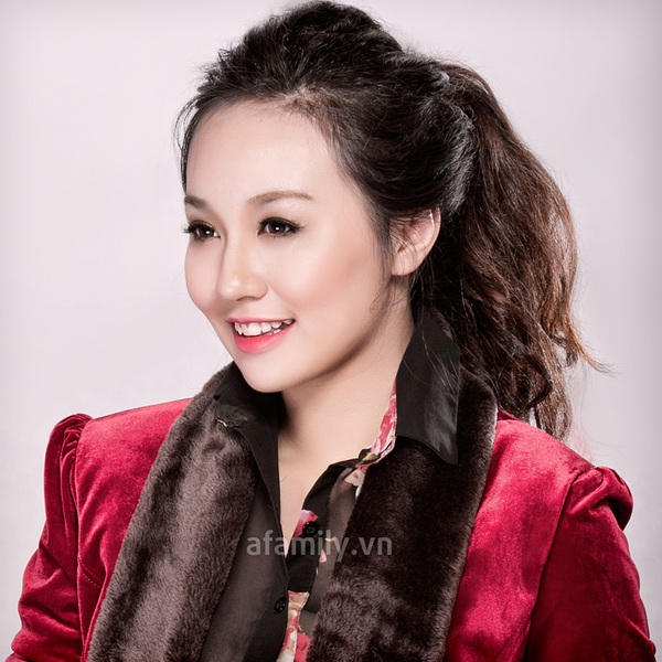 Rực rỡ c&ugrave;ng sắc đỏ Gi&aacute;ng sinh cho thứ 2 đầu tuần 10