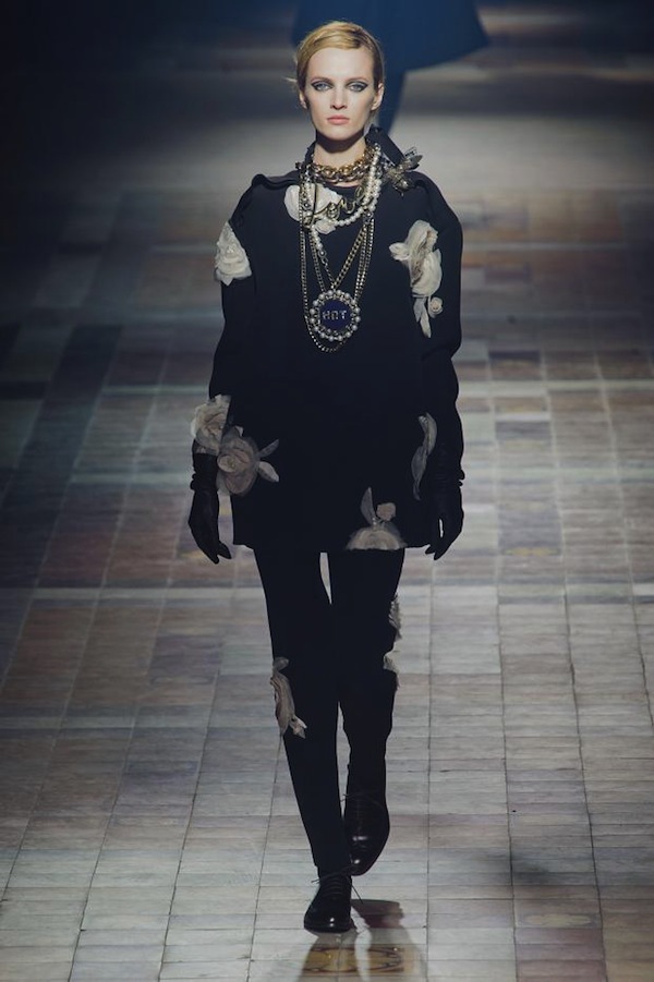 Thanh nhã, ngọt ngào với Dior, Lanvin tại Paris Fashion Week 19