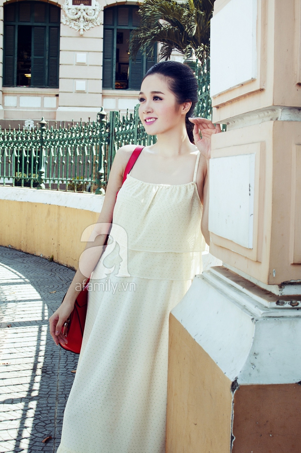 Những set đồ gi&uacute;p bạn rạng rỡ dưới nắng 4