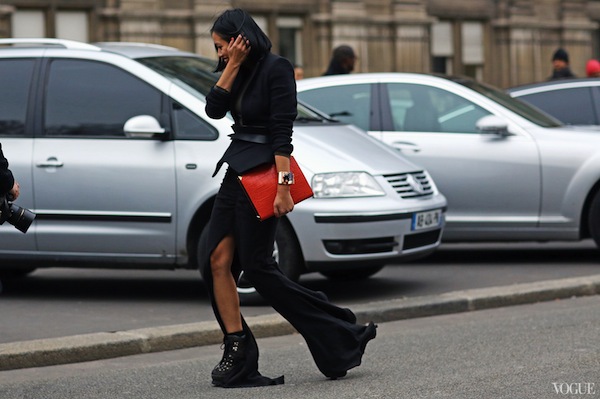 Street style thanh lịch và bay bổng tại Paris Fashion Week 17