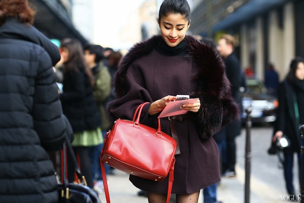 Street style thanh lịch và bay bổng tại Paris Fashion Week 9