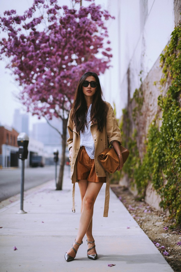 Street style của ph&aacute;i đẹp ch&acirc;u &Aacute; khi th&aacute;ng 4 về  2