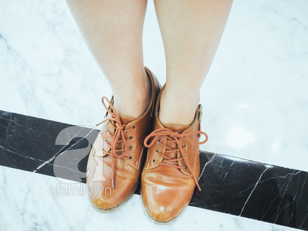 Dạo quanh S&agrave;i G&ograve;n ngắm street style đầu hạ 16