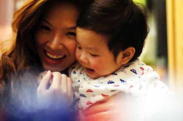 Những khoảnh khắc đ&aacute;ng y&ecirc;u của gia đ&igrave;nh Đan L&ecirc; - Khải Anh  10