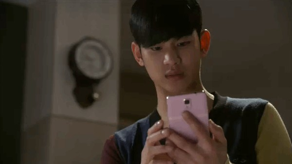 Khán giả "phát sốt" vì Kim Soo Hyun... nổi cơn ghen 4