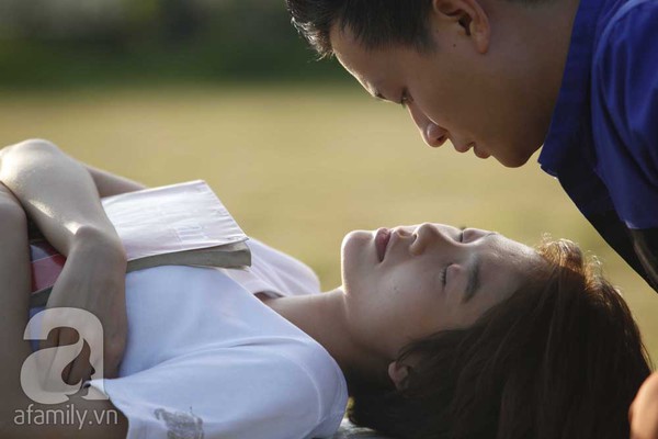 Minh Hằng - Lương Mạnh Hải ngủ chung giường 6