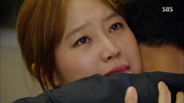 Gong Hyo Jin sụp đổ khi biết Jo In Sung bị bệnh 4 Gong Hyo Jin sụp đổ khi biết Jo In Sung bị bệnh 4