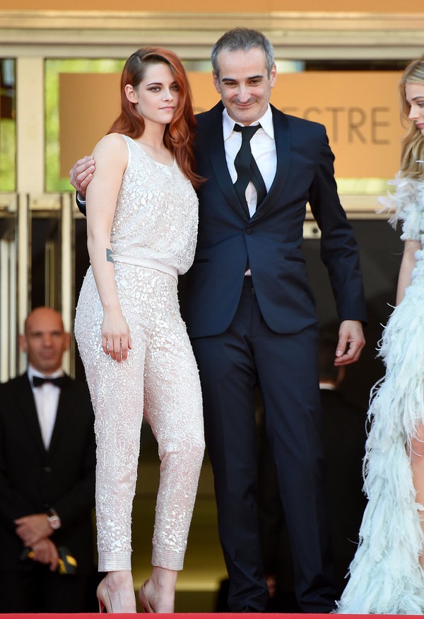 Kristen Stewart nổi bật với làn da không tỳ vết tại Cannes 5