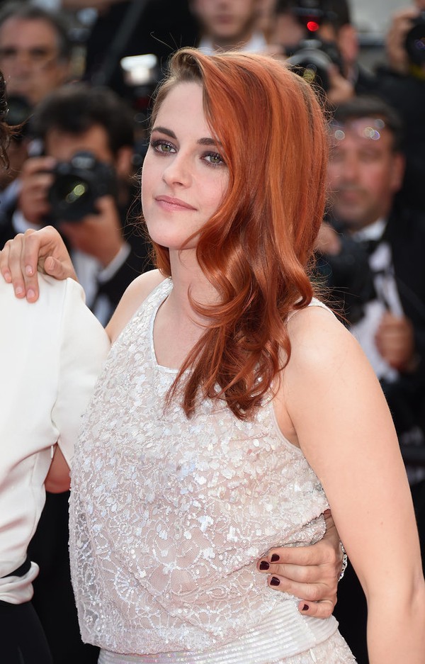 Kristen Stewart nổi bật với làn da không tỳ vết tại Cannes 1