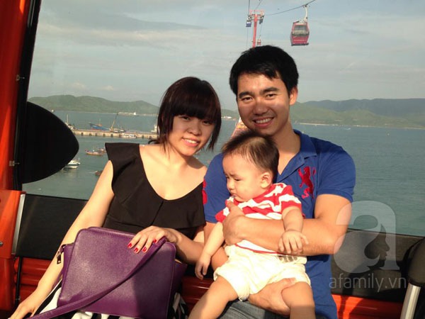 Bé Bu và bố mẹ đi Nha Trang lúc 9 tháng tuổi.