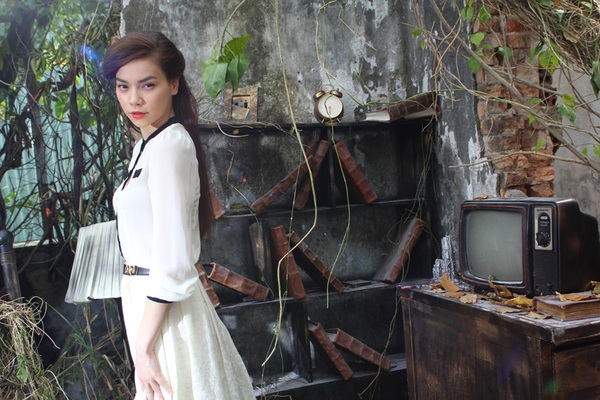 Thanh Hằng xuất hiện trong MV đầy 