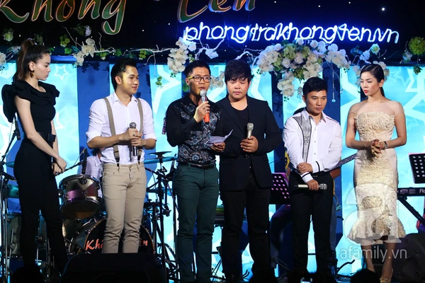Hồ Ngọc H&agrave; hết l&ograve;ng v&igrave; qu&ecirc; nh&agrave; lũ lụt 15