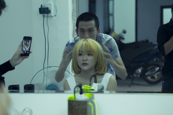 Văn Mai Hương đóng MV như phim hình sự 2