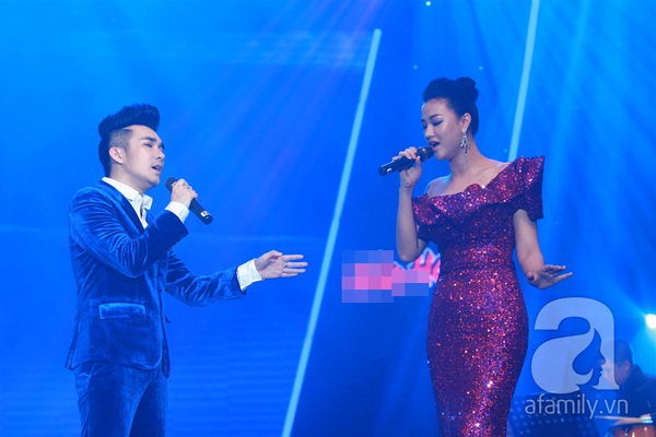 Ngỡ ng&agrave;ng với giọng live khỏe khoắn của Quang H&agrave; cạnh c&aacute;c danh ca 6