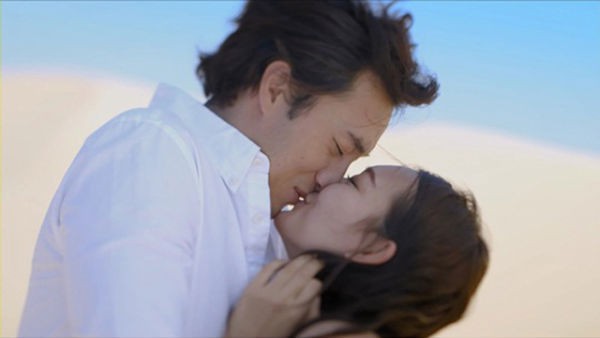 So Ji Sub hôn Shin Min Ah say đắm tại Mũi Né  3