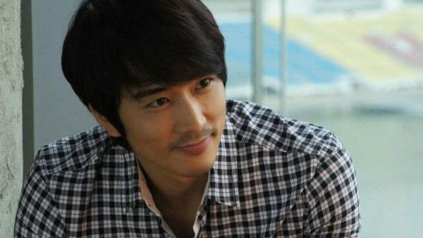 Song Seung Hun &aacute;m ảnh về t&igrave;nh đầu như 